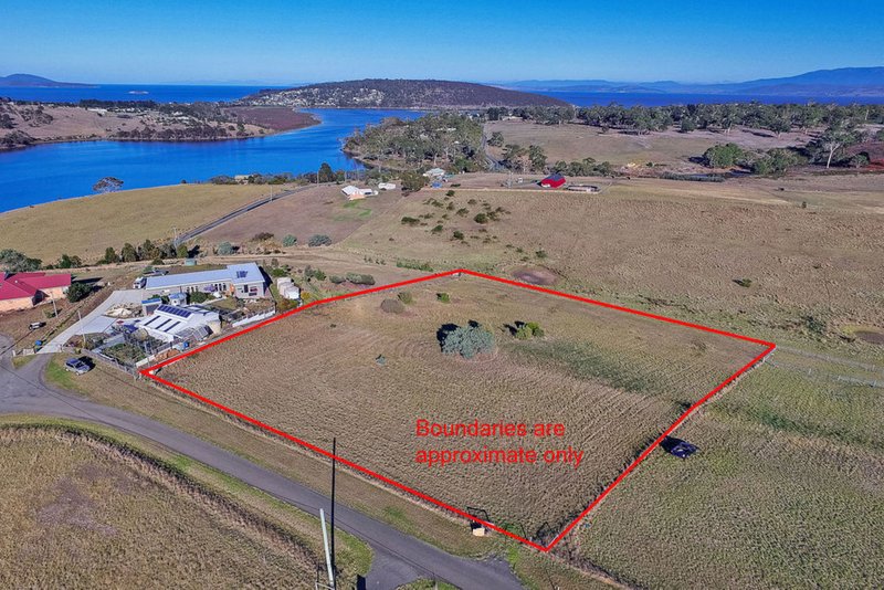 Photo - 16 Brue Court, Carlton River TAS 7173 - Image 6