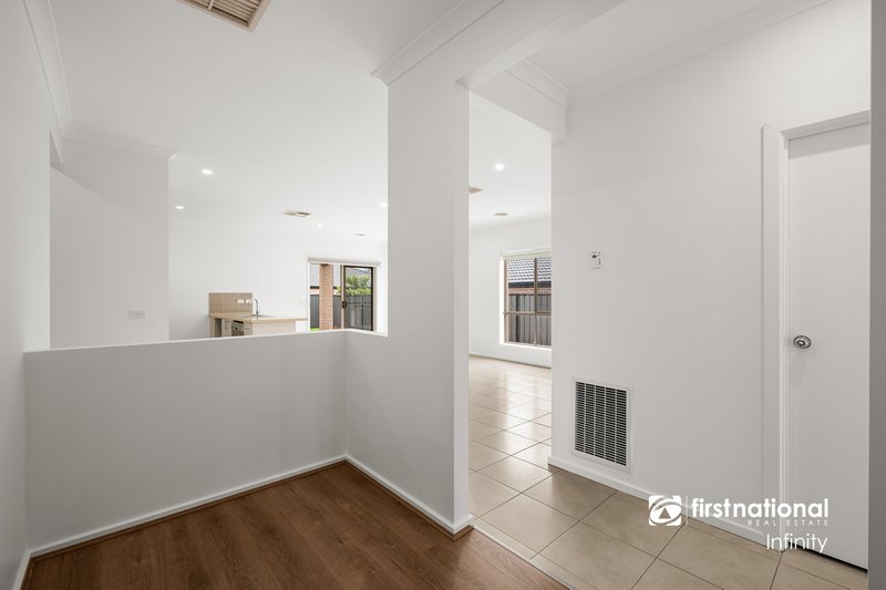 Photo - 16 Brunton Drive, Mernda VIC 3754 - Image 7