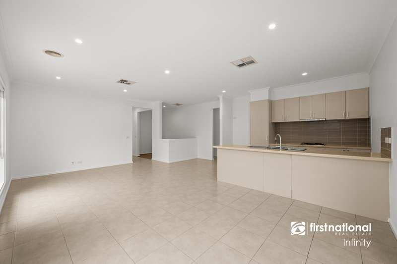 Photo - 16 Brunton Drive, Mernda VIC 3754 - Image 9
