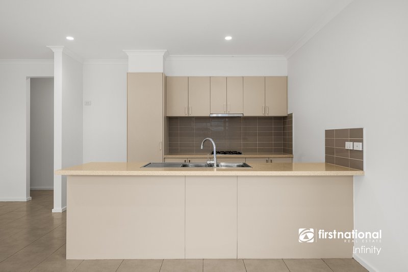 Photo - 16 Brunton Drive, Mernda VIC 3754 - Image 10