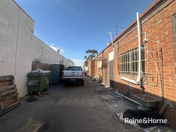 Photo - 16 Buckingham Avenue, Springvale VIC 3171 - Image 7