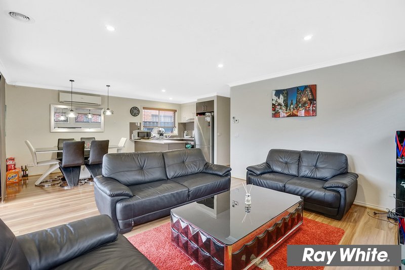 Photo - 16 Bunnorong Street, Tarneit VIC 3029 - Image 3