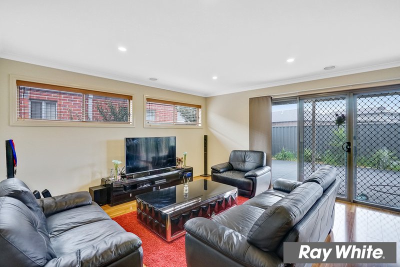 Photo - 16 Bunnorong Street, Tarneit VIC 3029 - Image 4