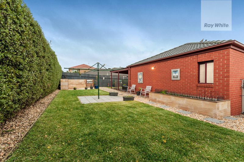 Photo - 16 Burniston Avenue, Craigieburn VIC 3064 - Image 18