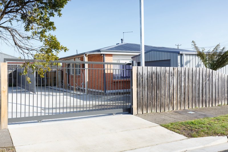 Photo - 1/6 Burrows Street, Prospect Vale TAS 7250 - Image 3