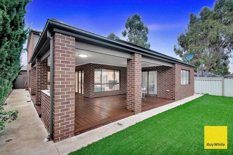 Photo - 16 Bushfield Road, Truganina VIC 3029 - Image 33