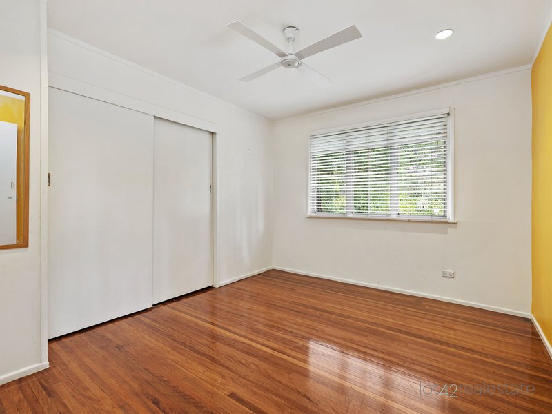 Photo - 16 Byambee Street, Kenmore QLD 4069 - Image 8