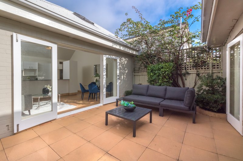 Photo - 16 Byrnes Avenue, Neutral Bay NSW 2089 - Image 5