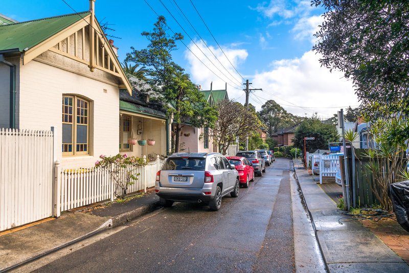 Photo - 16 Byrnes Avenue, Neutral Bay NSW 2089 - Image 14