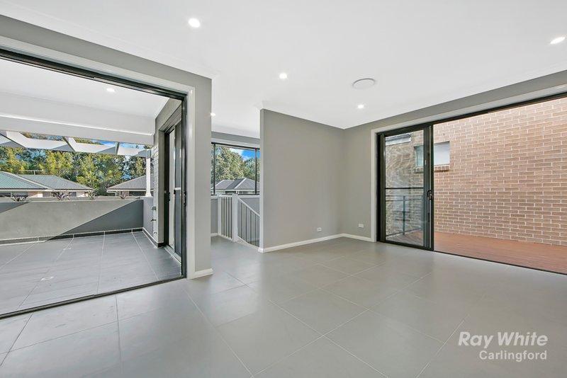 Photo - 16 Caballo Street, Beaumont Hills NSW 2155 - Image 5