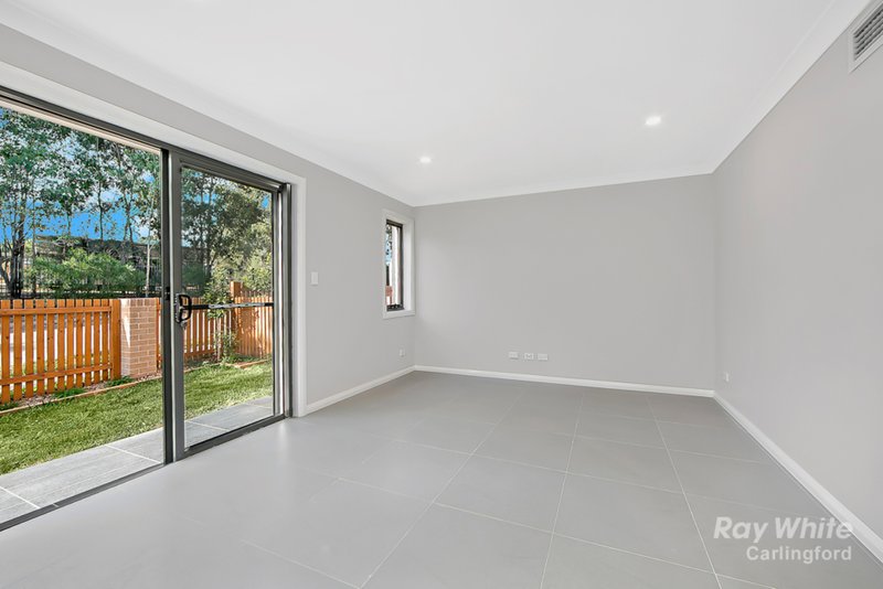 Photo - 16 Caballo Street, Beaumont Hills NSW 2155 - Image 6