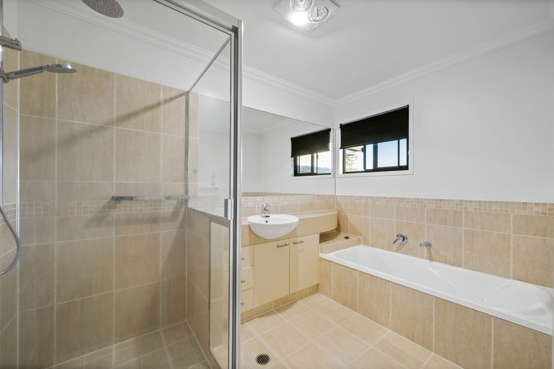 Photo - 16 Cabana Blvd , Benowa QLD 4217 - Image 13