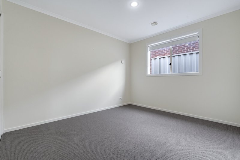 Photo - 16 Cable Circuit, Craigieburn VIC 3064 - Image 15