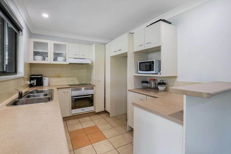 Photo - 16 Calderwood Street, Bald Hills QLD 4036 - Image 6