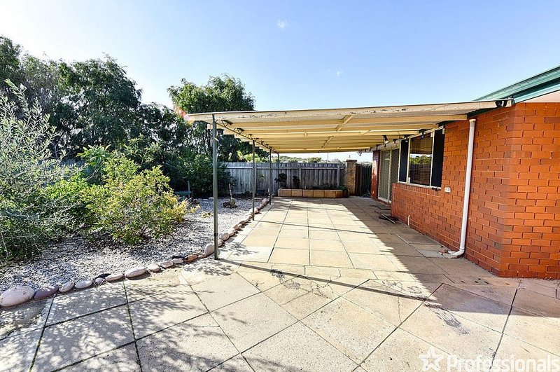 Photo - 16 Caliso Court, Warnbro WA 6169 - Image 16