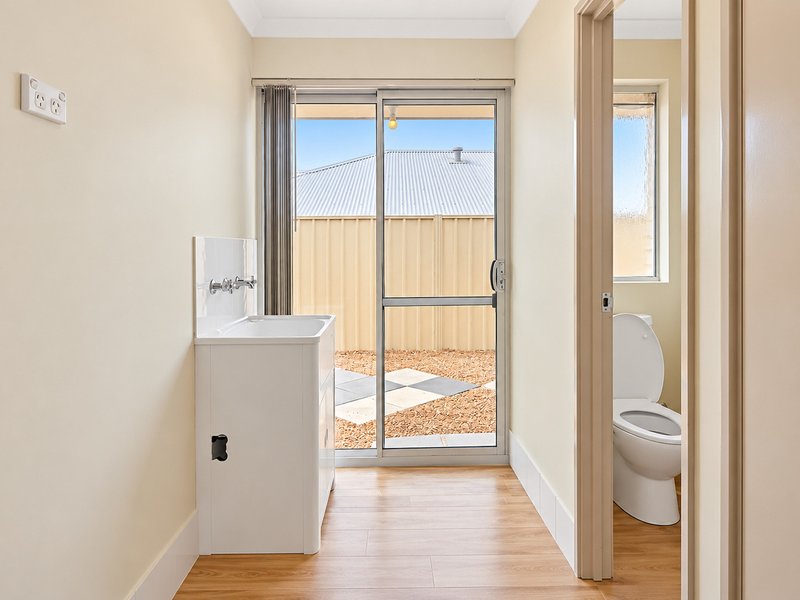Photo - 16 Camborne Approach, Bertram WA 6167 - Image 15