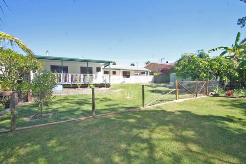 Photo - 16 Camille Street, Clinton QLD 4680 - Image 16