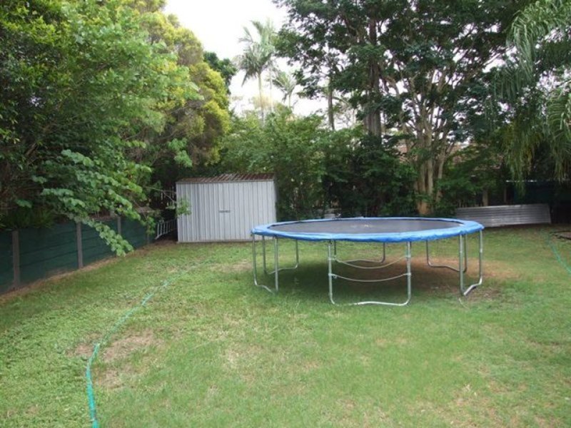 Photo - 16 Canberra Street, Clinton QLD 4680 - Image 24