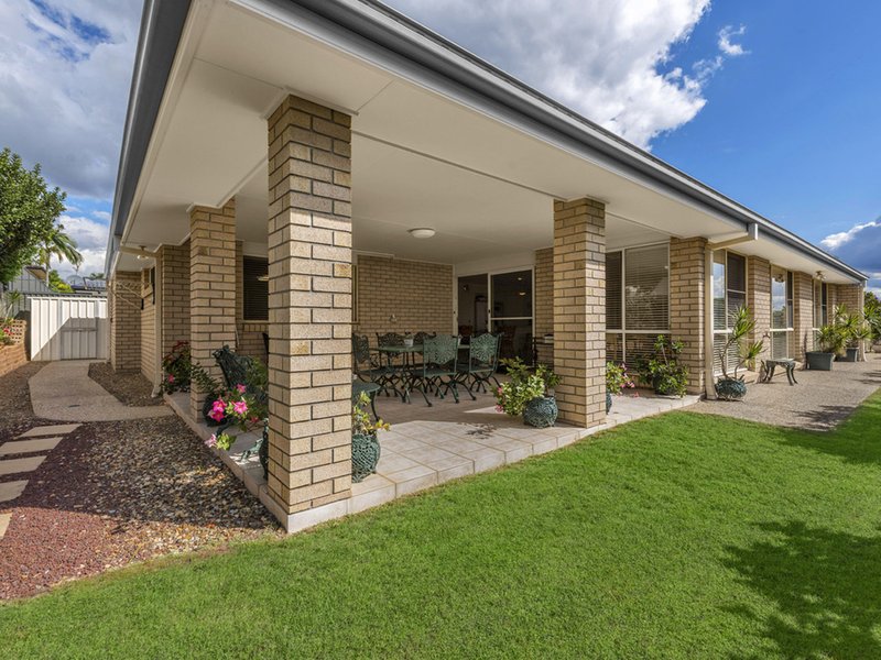 Photo - 16 Capella Place, Bridgeman Downs QLD 4035 - Image 4