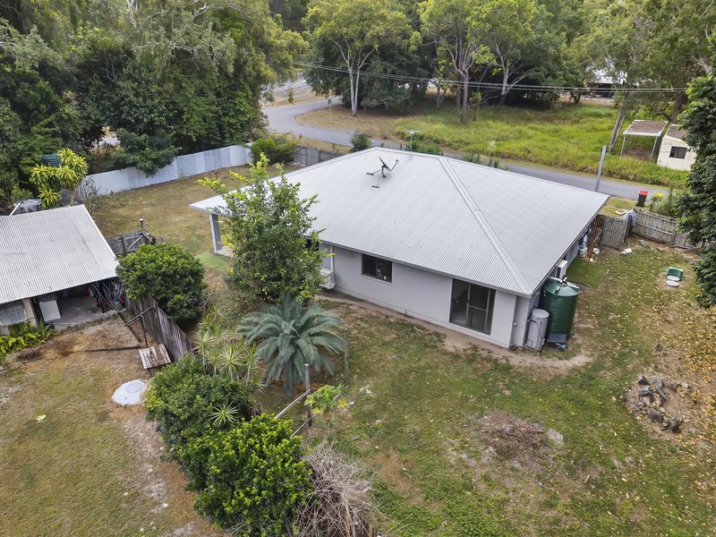 Photo - 16 Captain Cook Highway, Wangetti QLD 4877 - Image 14