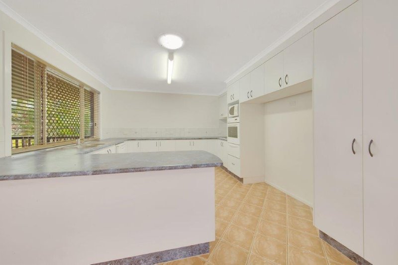 Photo - 16 Carbeen Street, Kin Kora QLD 4680 - Image 6