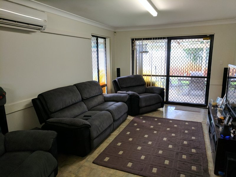 Photo - 16 Carcoola Ave , Pinjarra WA 6208 - Image 5