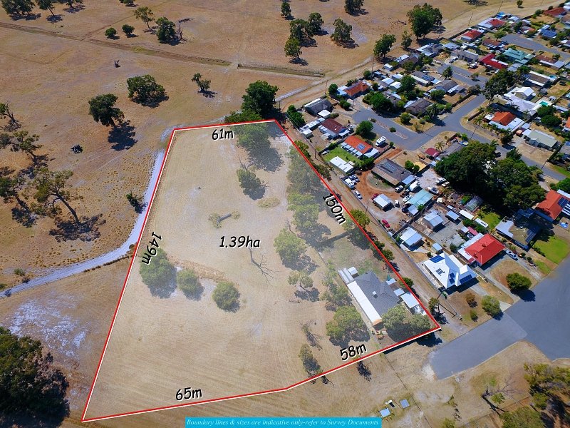 Photo - 16 Carcoola Ave , Pinjarra WA 6208 - Image 17