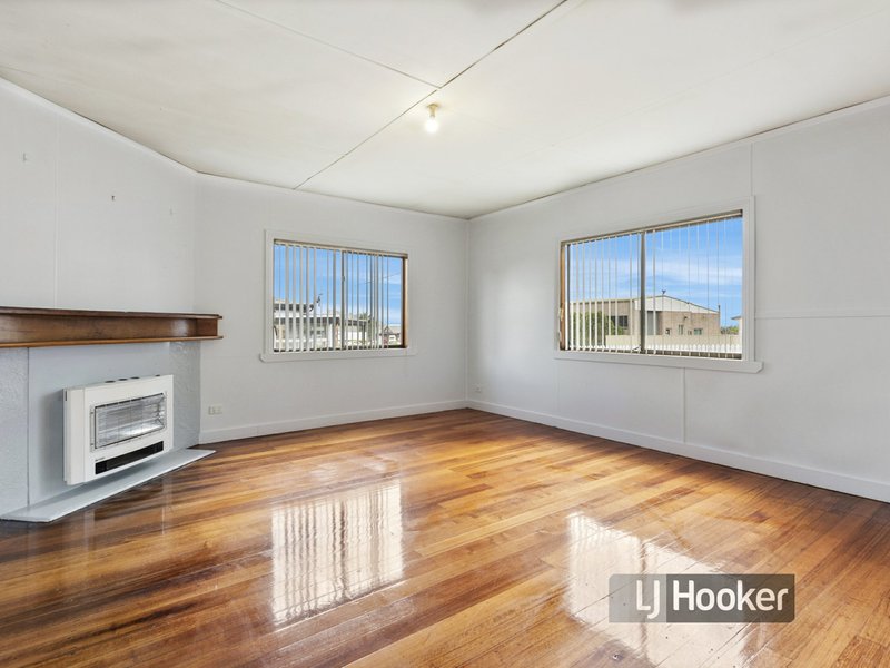 Photo - 16 Cardigan Street, Somerset TAS 7322 - Image 2