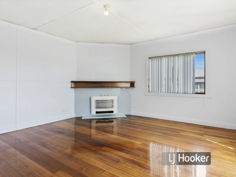 Photo - 16 Cardigan Street, Somerset TAS 7322 - Image 3