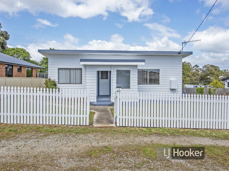 Photo - 16 Cardigan Street, Somerset TAS 7322 - Image 8