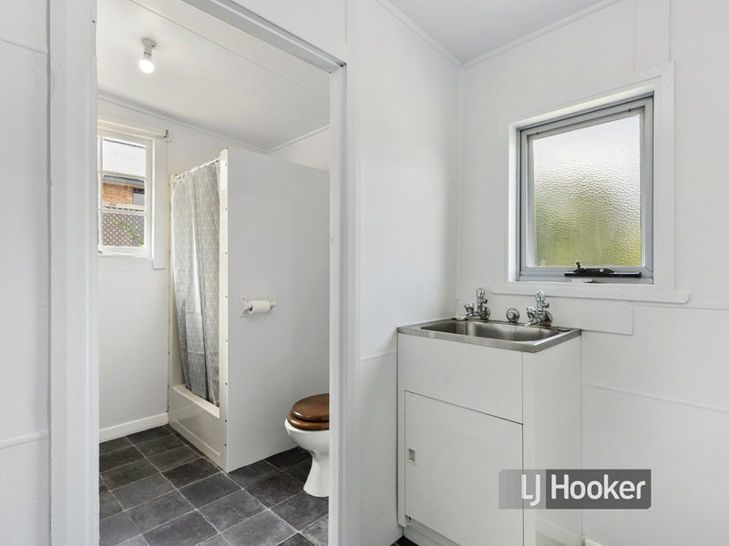 Photo - 16 Cardigan Street, Somerset TAS 7322 - Image 11