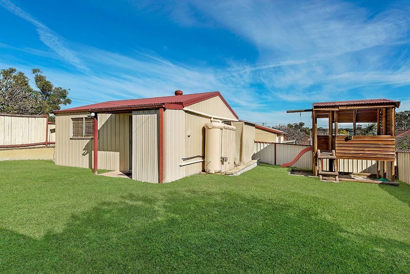 Photo - 16 Carlisle Row, Fishing Point NSW 2283 - Image 16