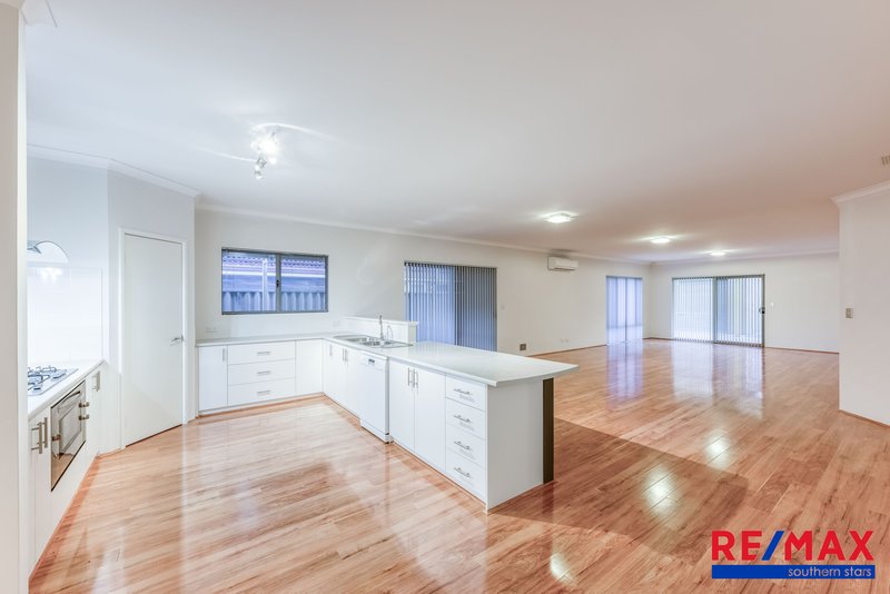 Photo - 16 Carmichael Street, Beckenham WA 6107 - Image 7