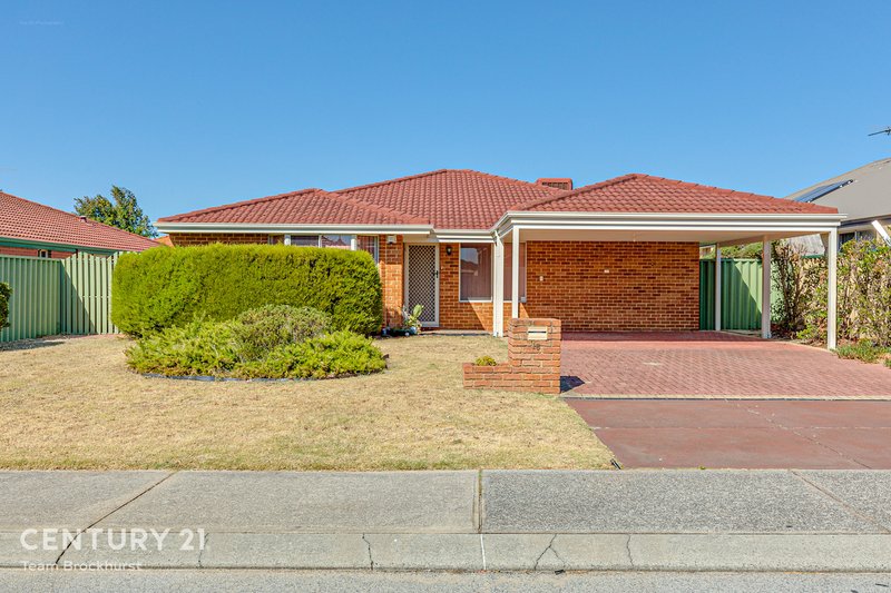 16 Caroline Crescent, Bertram WA 6167