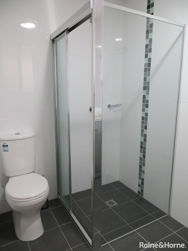 Photo - 16 Caroline Street, Westmead NSW 2145 - Image 6