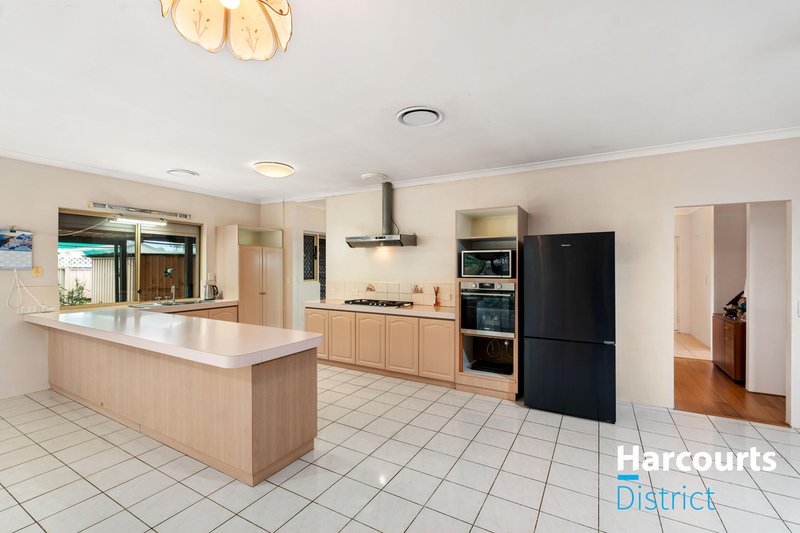 Photo - 16 Carpenteria Crescent, Kenwick WA 6107 - Image 14