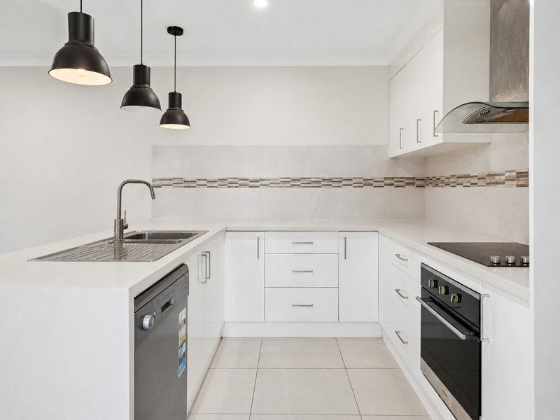 Photo - 16 Carramar Street, Loganlea QLD 4131 - Image 19