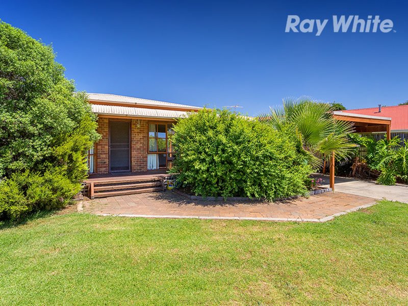 16 Carson Drive, Corowa NSW 2646