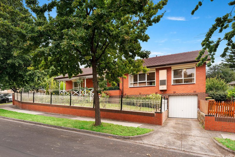 16 Carter Avenue, Nunawading VIC 3131