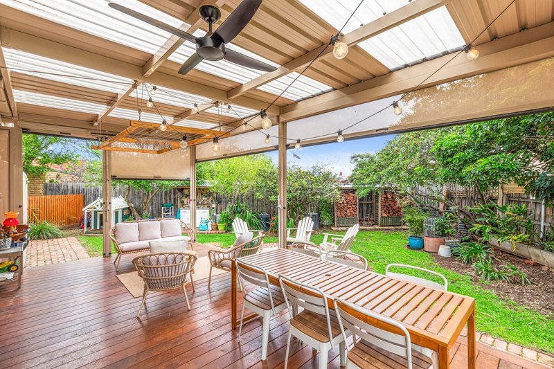 Photo - 16 Carter Crescent, Werribee VIC 3030 - Image 12