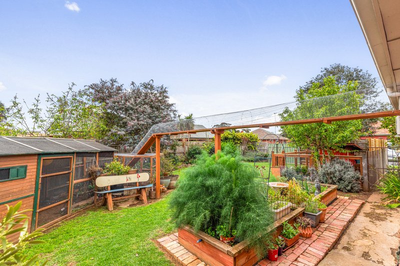 Photo - 16 Carter Crescent, Werribee VIC 3030 - Image 17