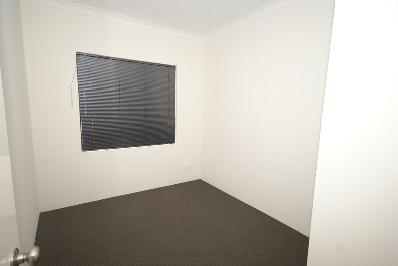 Photo - 16 Carville Way, Baldivis WA 6171 - Image 11