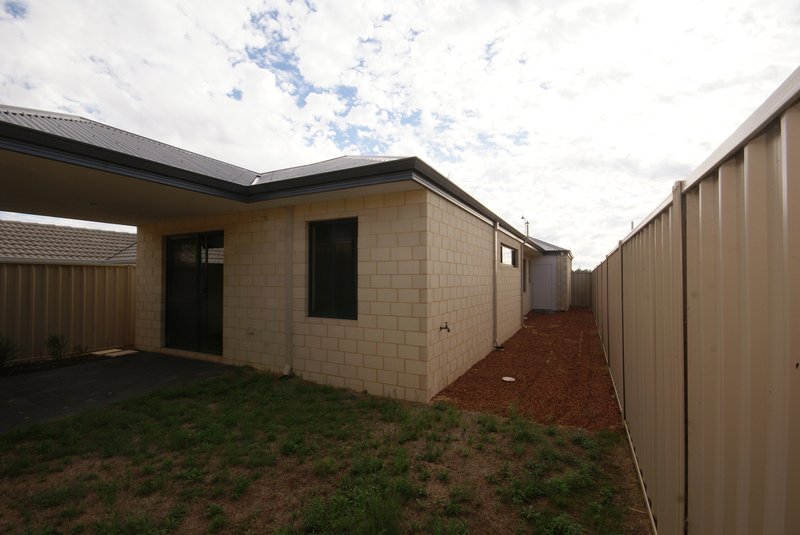 Photo - 16 Carville Way, Baldivis WA 6171 - Image 17