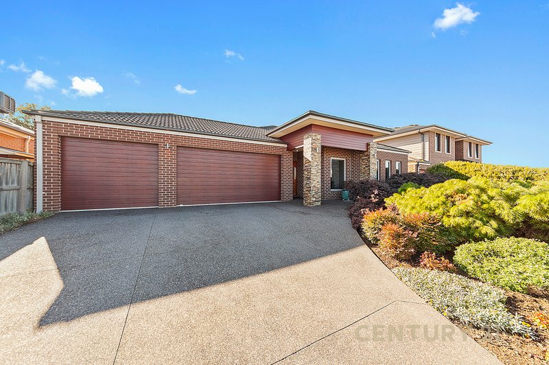 Photo - 16 Cassowary Avenue, Pakenham VIC 3810 - Image 2