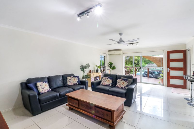 Photo - 16 Castle Green Court, Bli Bli QLD 4560 - Image 2