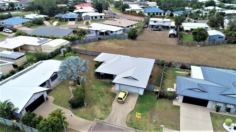 Photo - 16 Catalina Court, Bowen QLD 4805 - Image 4