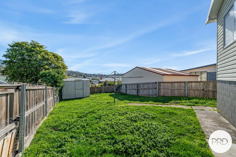 Photo - 16 Centenary Crescent, Claremont TAS 7011 - Image 2