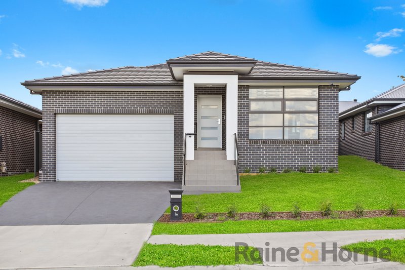 16 Chalker Street, Thirlmere NSW 2572