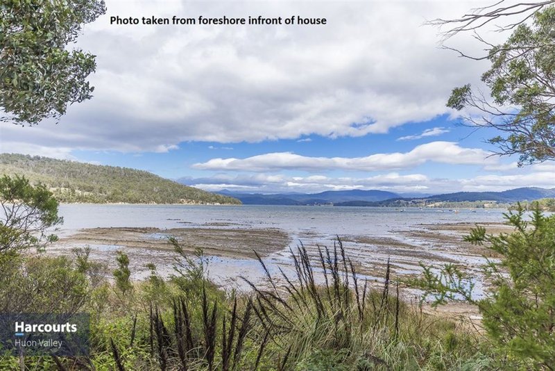 Photo - 16 Challis Crescent, Deep Bay TAS 7112 - Image 3