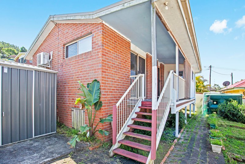 Photo - 16 Chapman Avenue, Wyong NSW 2259 - Image 8